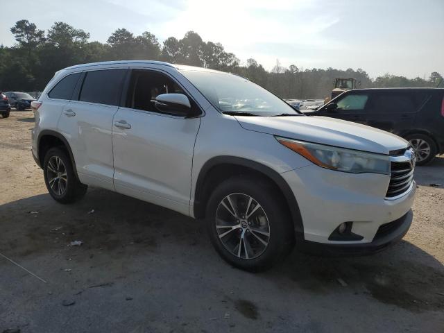 TOYOTA HIGHLANDER 2016 Белый