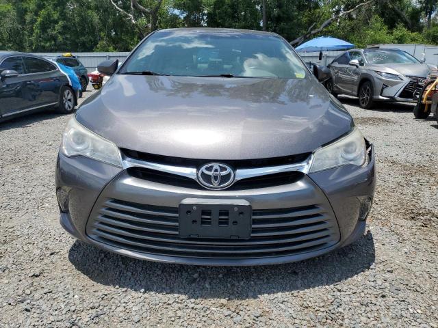  TOYOTA CAMRY 2017 Серый