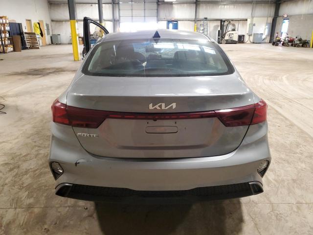  KIA FORTE 2022 Srebrny