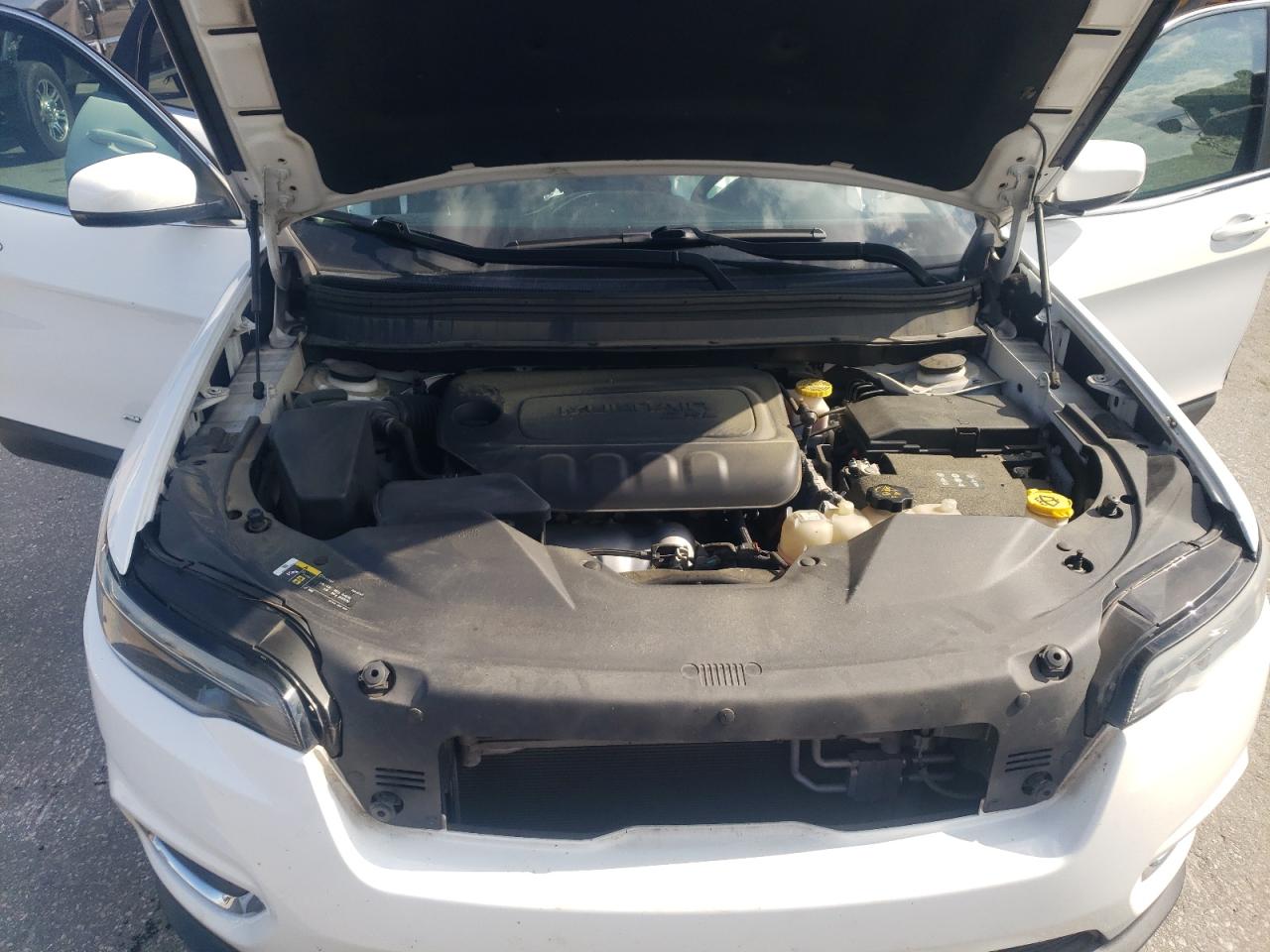 2019 Jeep Cherokee Limited VIN: 1C4PJLDB9KD270297 Lot: 61461305