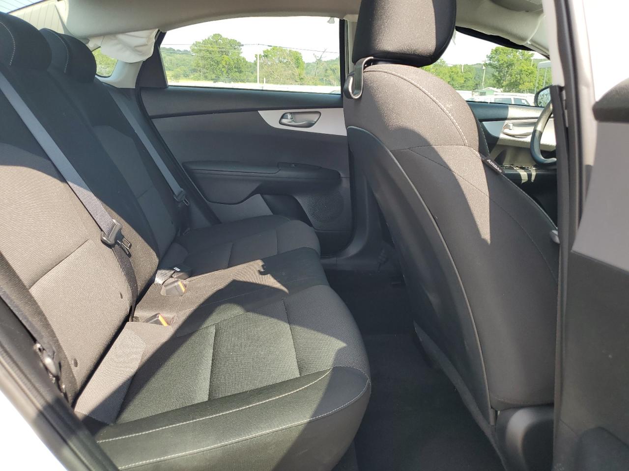 KIA FORTE 2023 VIN 3KPF24AD1PE693076 zdjęcie 10