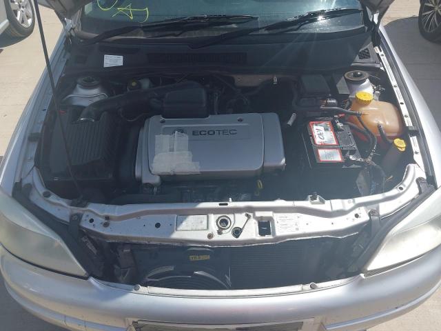 2002 VAUXHALL ASTRA LS 1