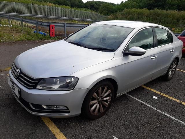 VOLKSWAGEN PASSAT HIG 2013