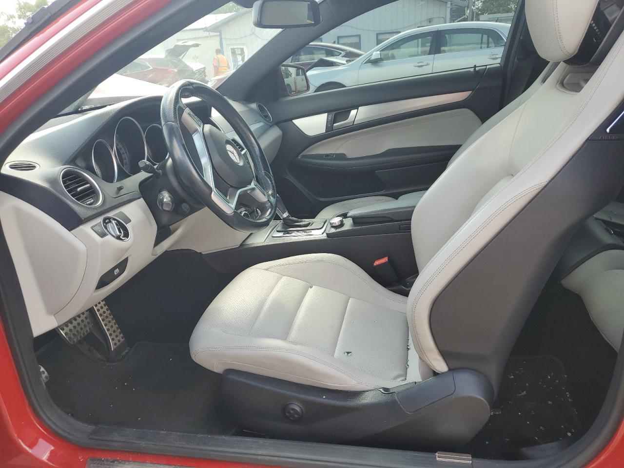 2012 Mercedes-Benz C 350 VIN: WDDGJ5HB6CF746765 Lot: 61470315