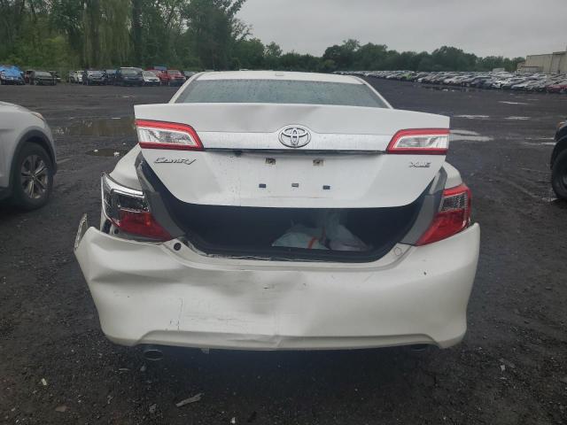  TOYOTA CAMRY 2014 White