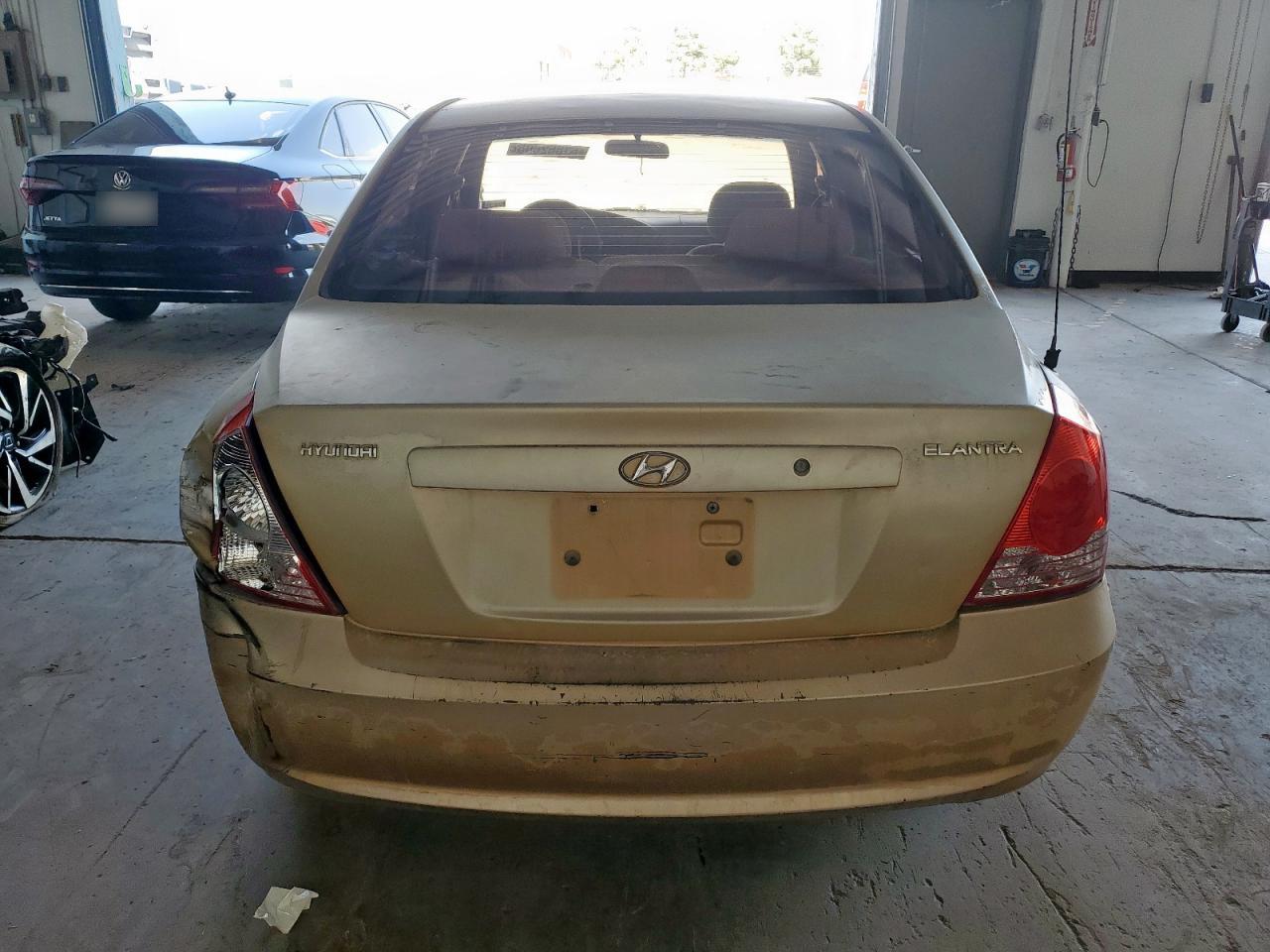 2004 Hyundai Elantra Gls VIN: KMHDN46D64U725715 Lot: 61662805