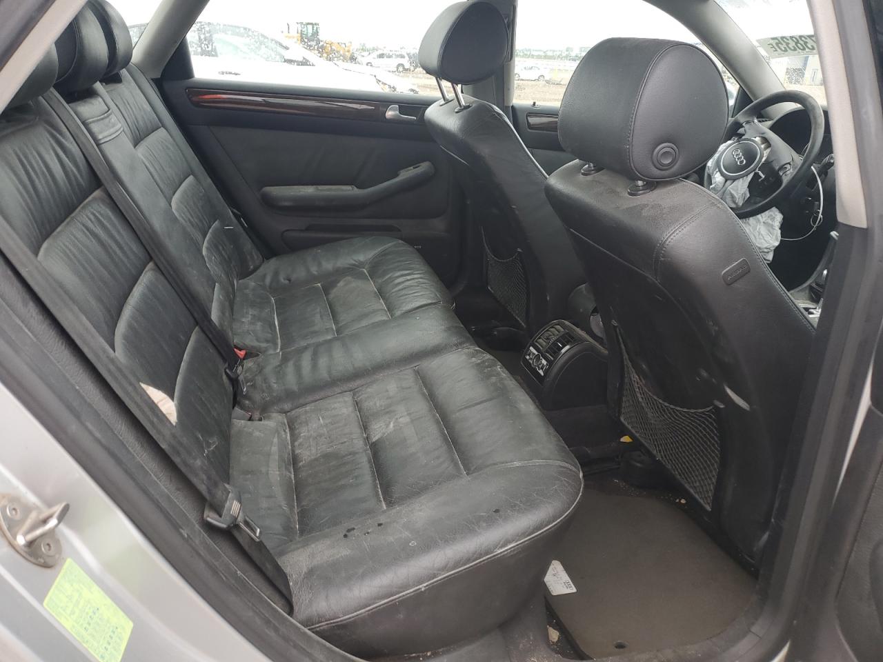 2002 Audi A6 2.7T Quattro VIN: WAULD64B22N143227 Lot: 61773835