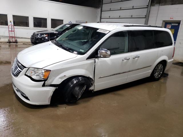 2014 Chrysler Town & Country Touring L