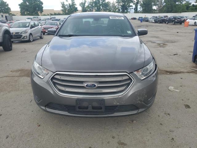 Sedans FORD TAURUS 2013 Szary