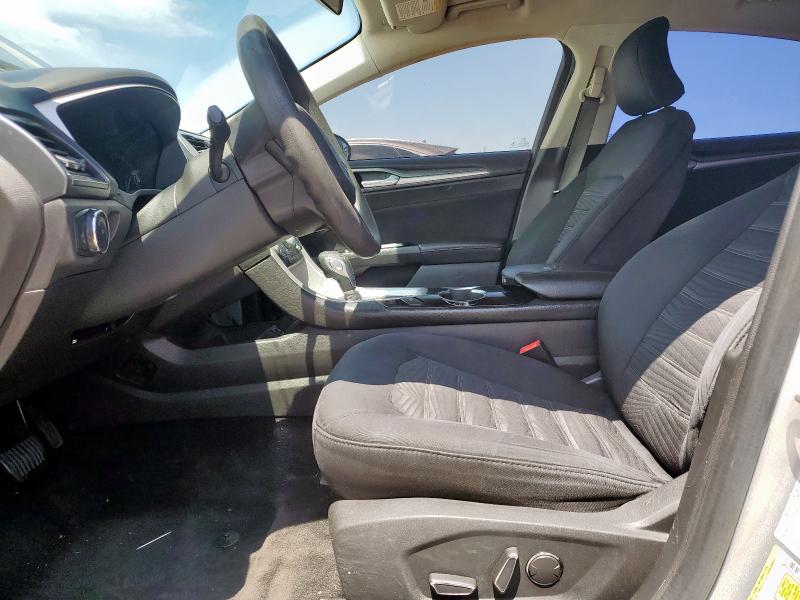 Sedans FORD FUSION 2016 Silver