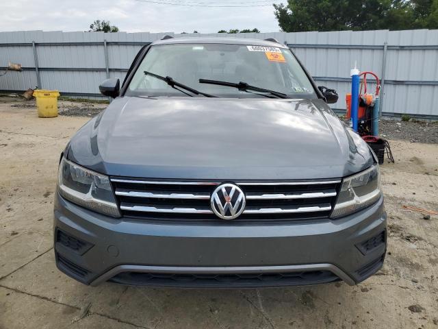  VOLKSWAGEN TIGUAN 2018 Szary