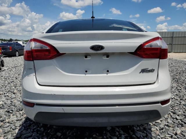  FORD FIESTA 2017 Белы