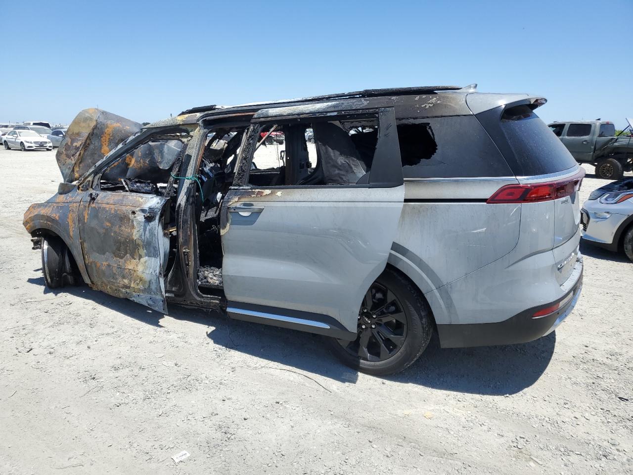 2022 Kia Carnival Sx Prestige VIN: KNDNE5H38N6136593 Lot: 61645155