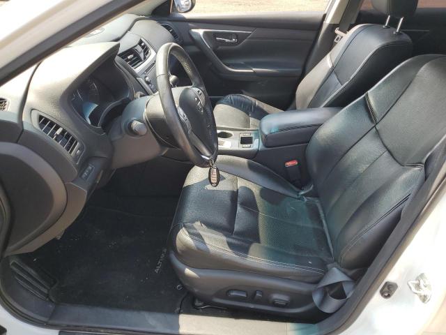 Sedans NISSAN ALTIMA 2016 Biały