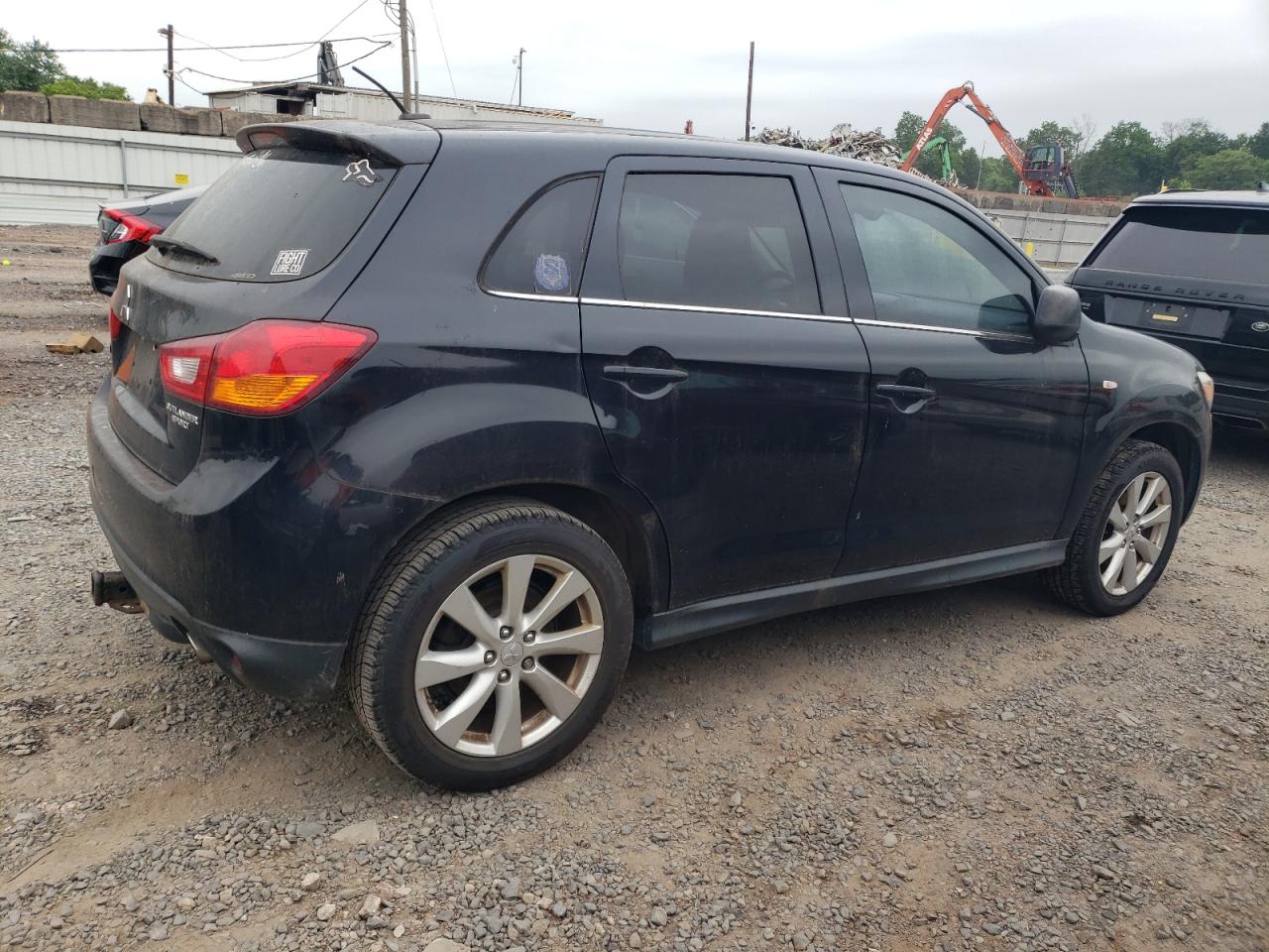 MITSUBISHI OUTLANDER 2013 VIN 4A4AR4AU3DE020618 фото 3