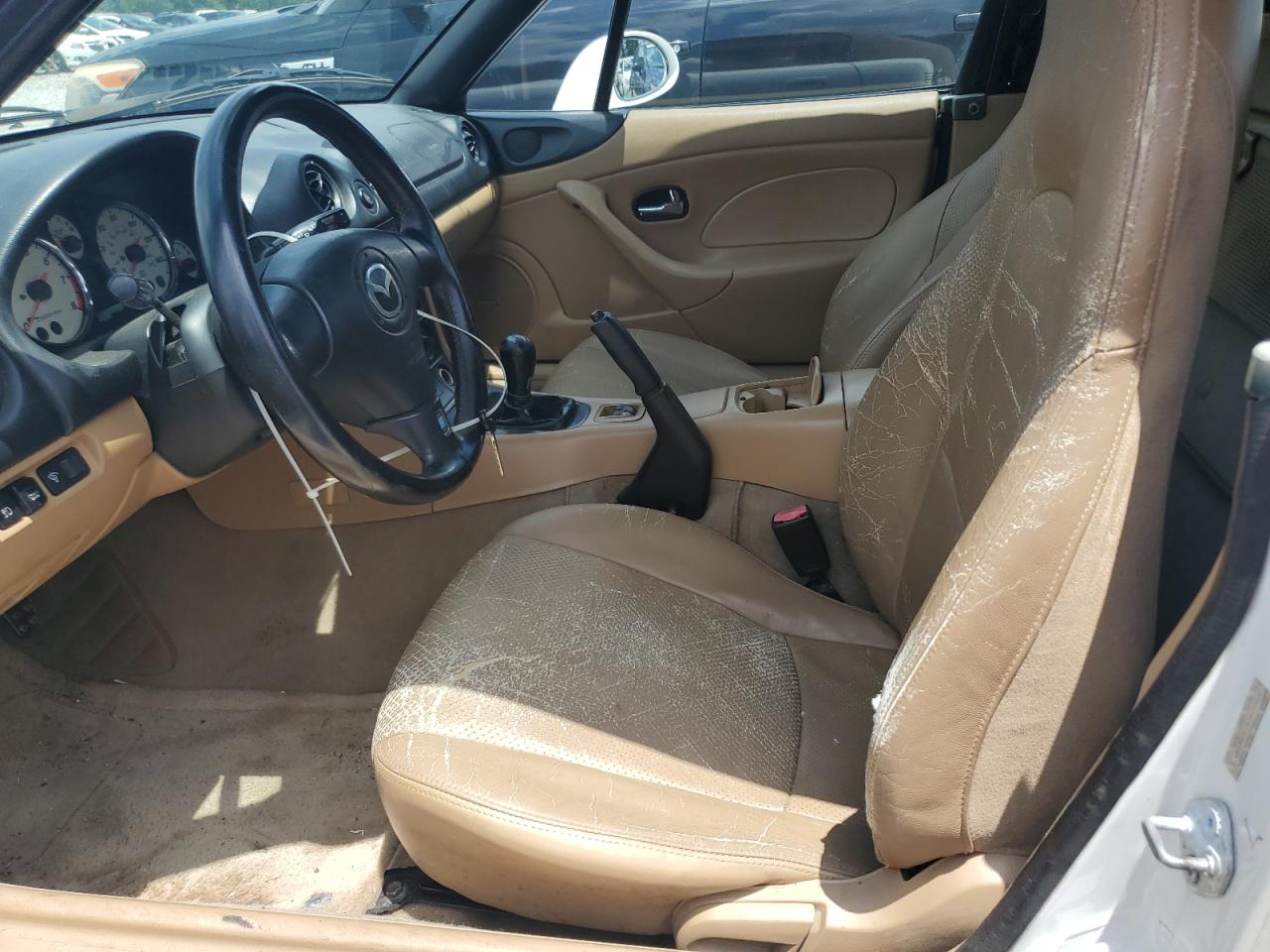 2001 Mazda Mx-5 Miata Base VIN: JM1NB353010208255 Lot: 60740745