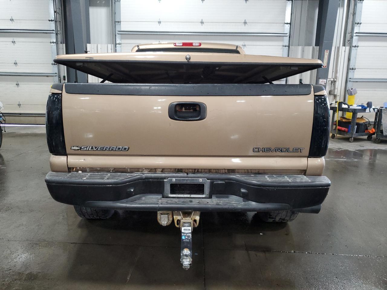 1999 Chevrolet Silverado K2500 VIN: 1GCGK29U5XE171379 Lot: 62301075