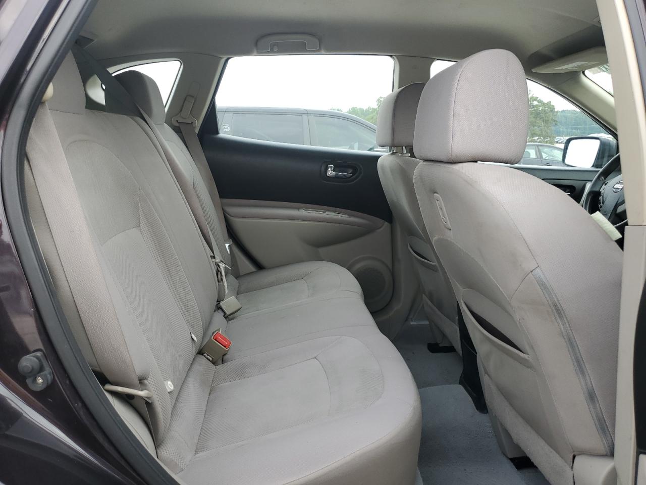 2014 Nissan Rogue - Image 11