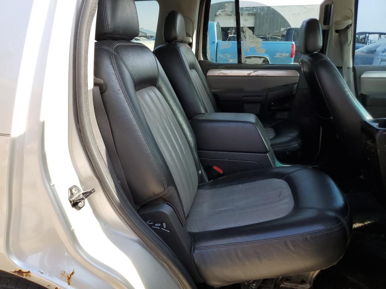 2005 Mercury Mountaineer VIN: 4M2DU86W05ZJ34973 Lot: 60739175