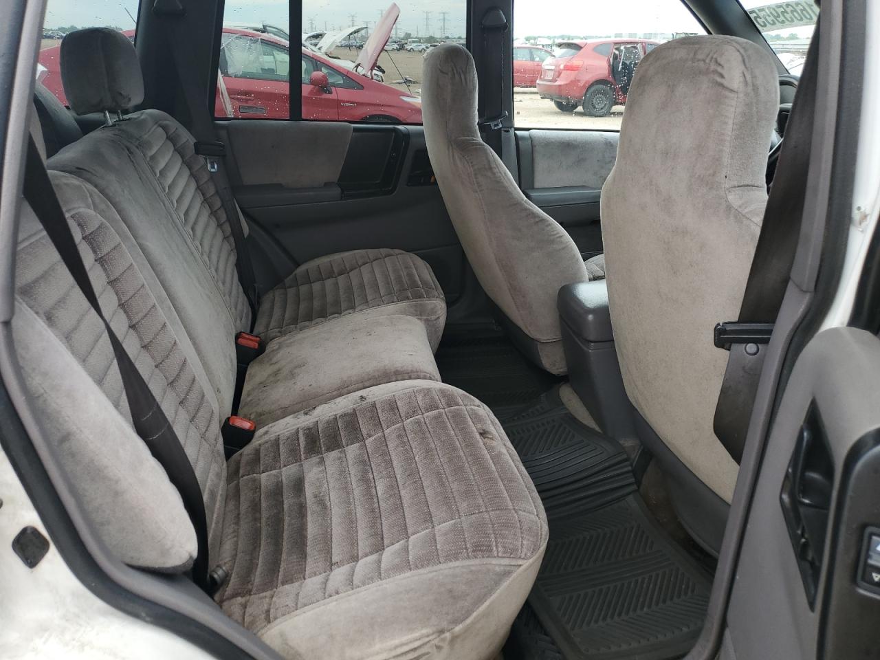 1995 Jeep Grand Cherokee Laredo VIN: 1J4GZ58S2SC578183 Lot: 61665955