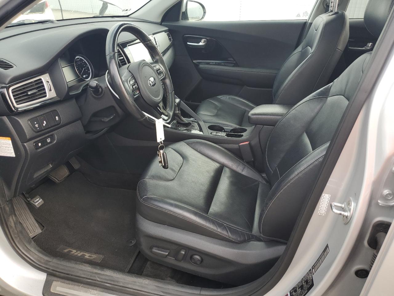 2017 Kia Niro Ex Touring VIN: KNDCE3LC4H5043809 Lot: 61620275