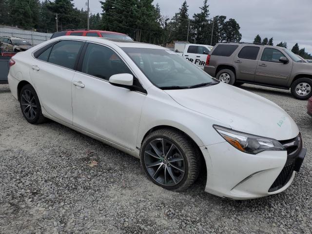  TOYOTA CAMRY 2015 White