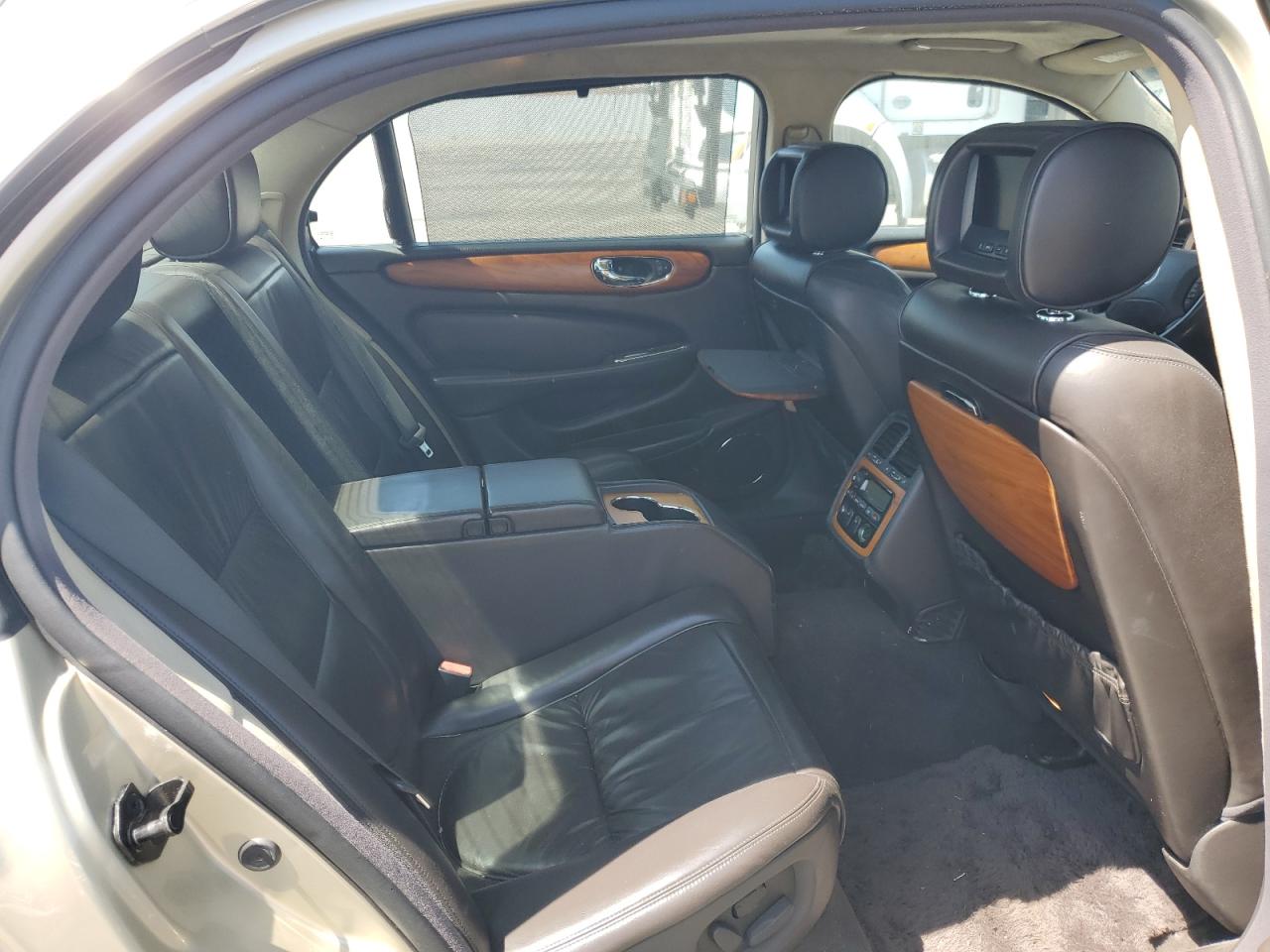2006 Jaguar Super V8 Portfolio VIN: SAJWA86C46TG50582 Lot: 62954855