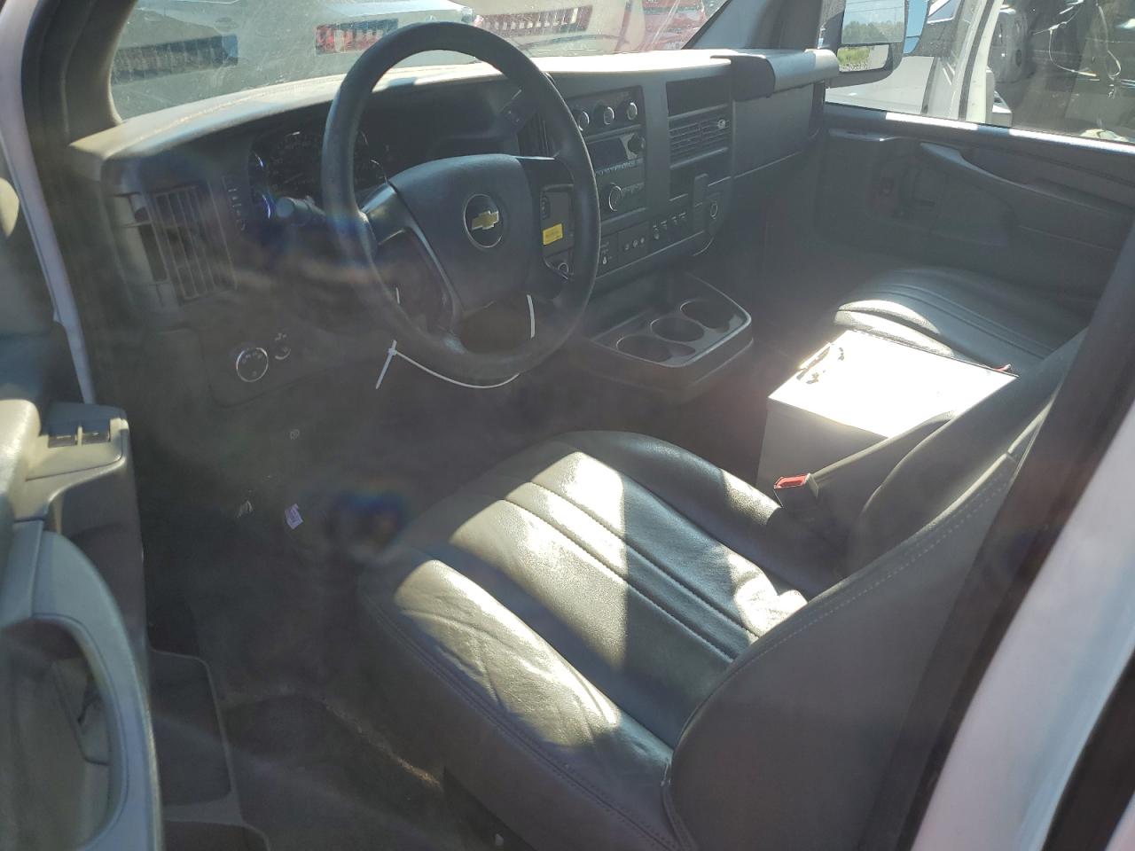 2015 Chevrolet Express G2500 VIN: 1GCWGFCF0F1234005 Lot: 61420205