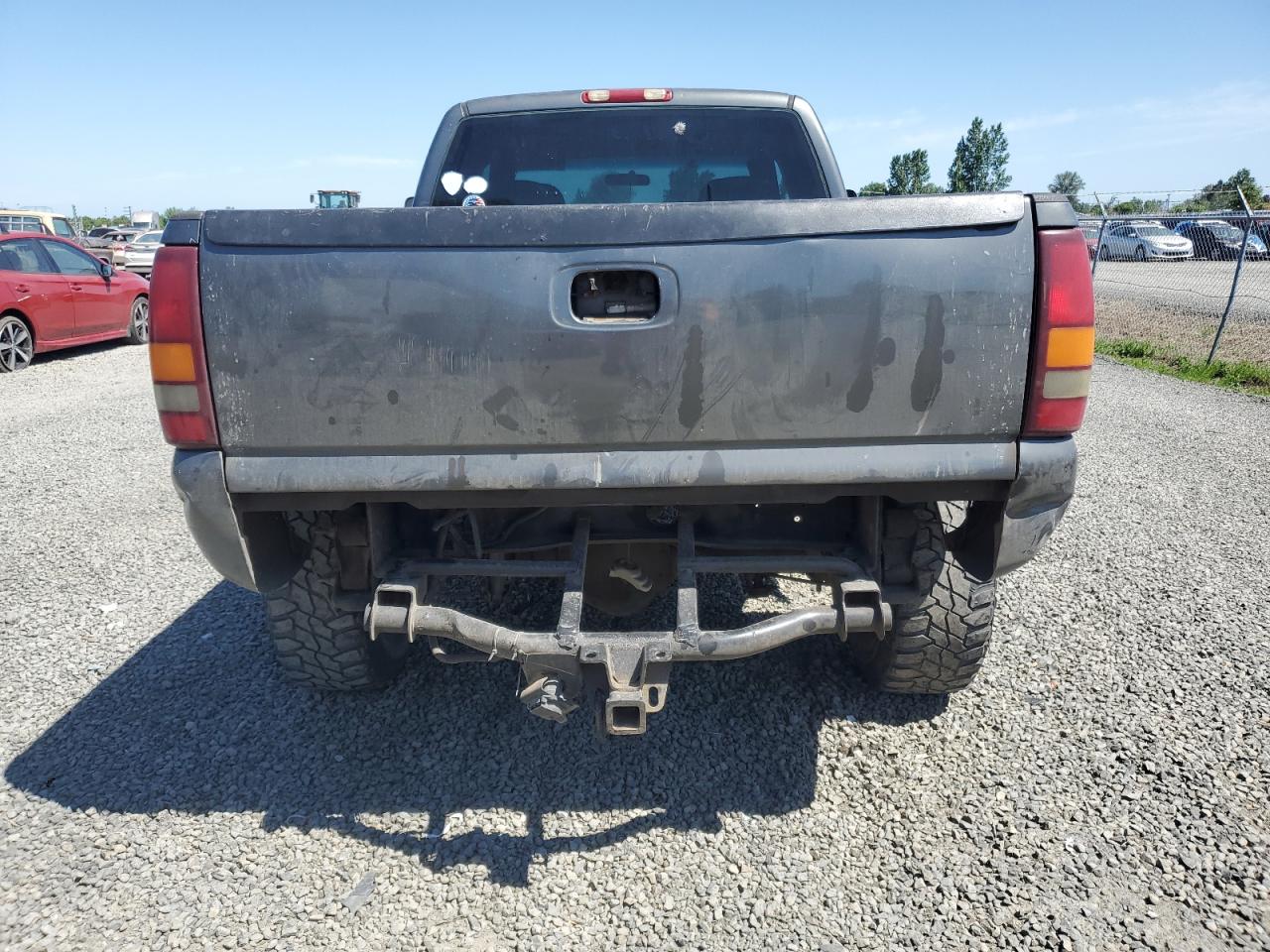 2002 Chevrolet Silverado K2500 Heavy Duty VIN: 1GCHK29U12E136559 Lot: 59023365
