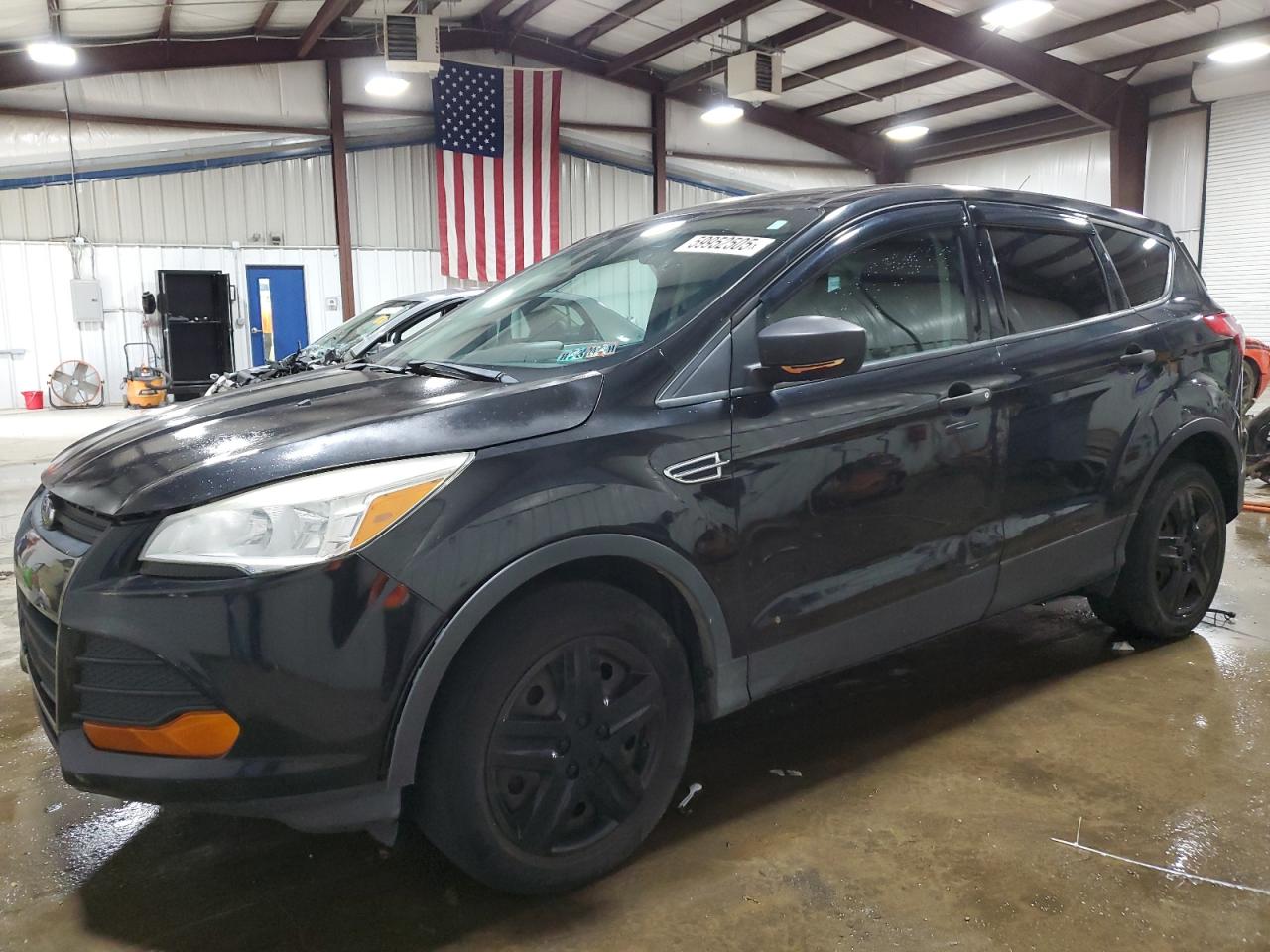 2013 Ford Escape S продається в West Mifflin, PA - Rear End