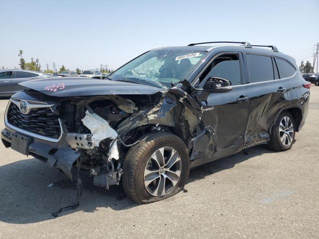 TOYOTA HIGHLANDER 2021