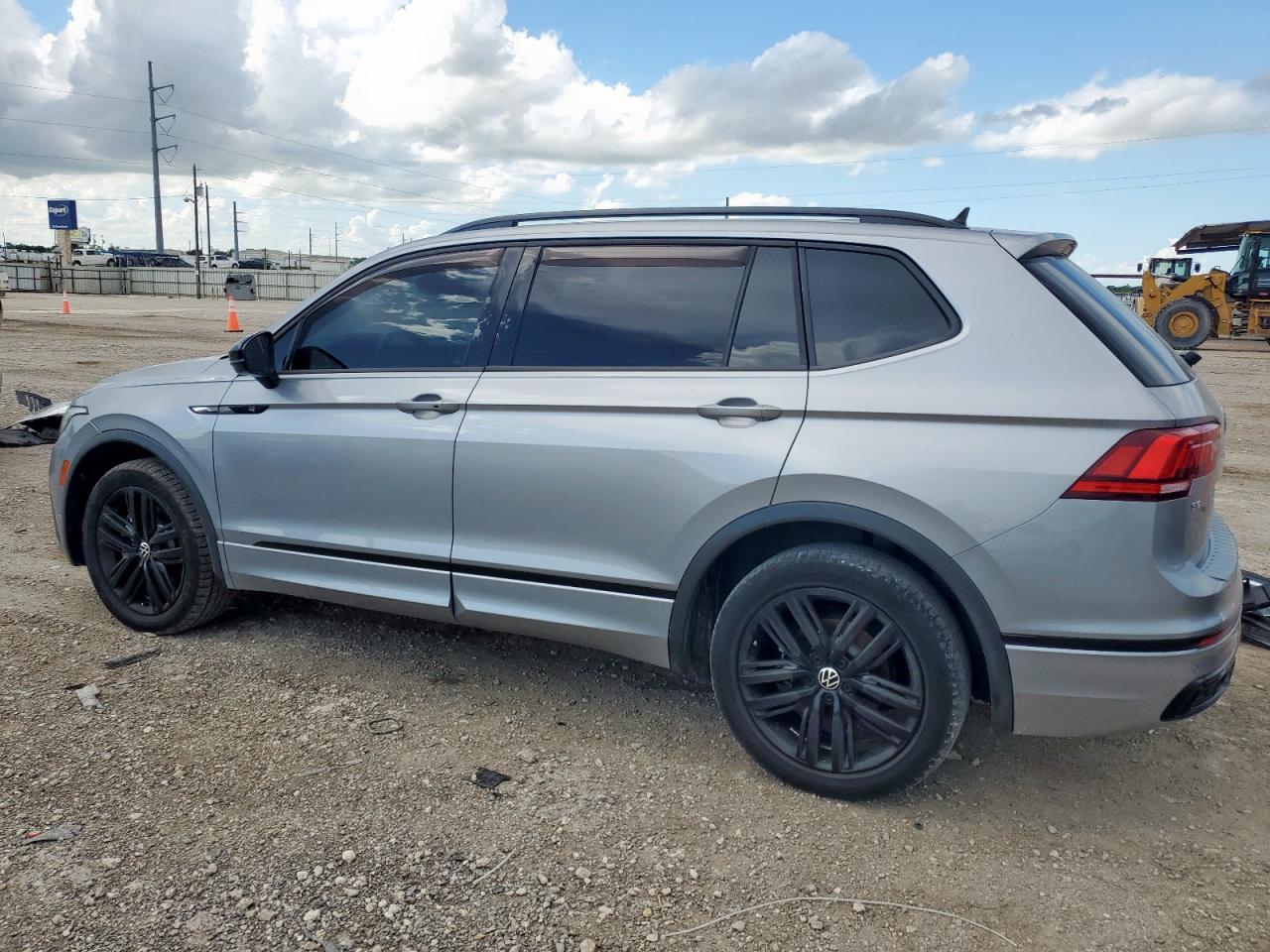 VOLKSWAGEN TIGUAN 2022 VIN 3VV8B7AX8NM059661 zdjęcie 2