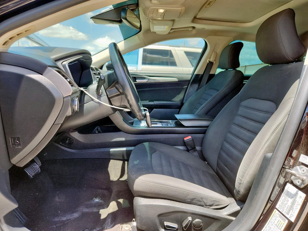 2019 Ford Fusion Se VIN: 3FA6P0LU1KR139955 Lot: 62146325