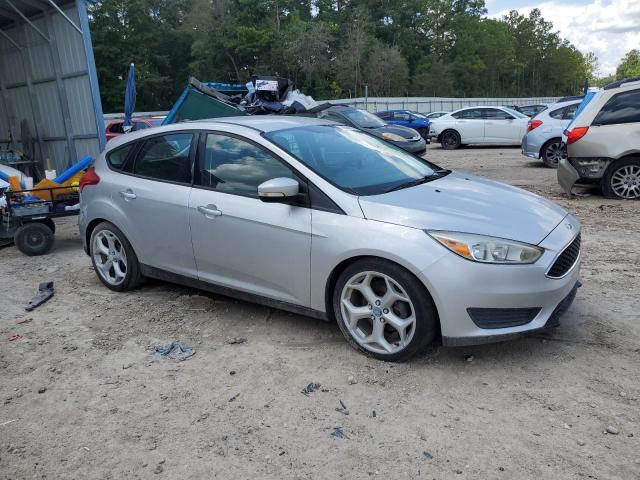 Хэтчбеки FORD FOCUS 2016 Серебристый