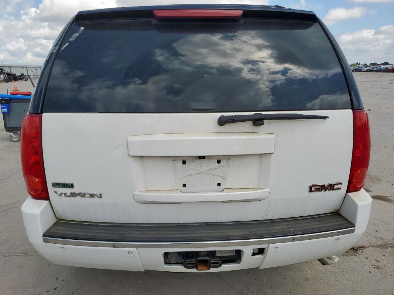 2011 GMC Yukon Slt VIN: 1GKS2CE09BR260204 Lot: 62562065