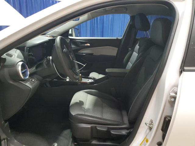  CHEVROLET TRAX 2024 Biały