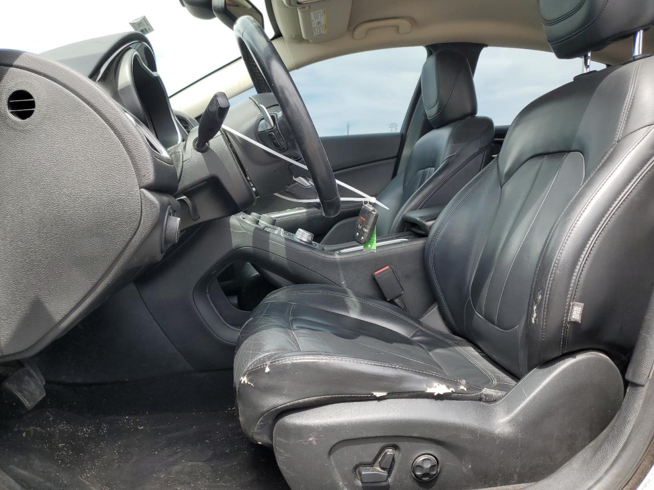 2015 Chrysler 200 C VIN: 1C3CCCCG0FN524327 Lot: 61791305