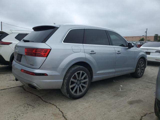  AUDI Q7 2018 Srebrny