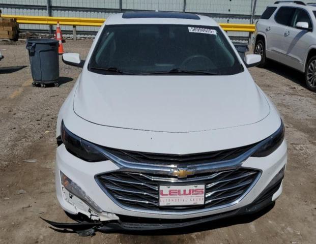  CHEVROLET MALIBU 2019 Белы