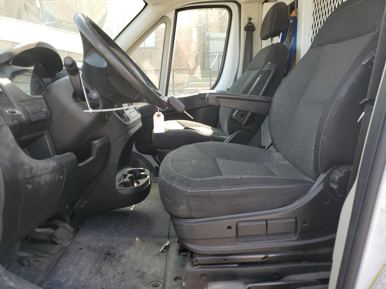 2017 Ram Promaster 2500 2500 High VIN: 3C6TRVDG2HE527247 Lot: 62101985