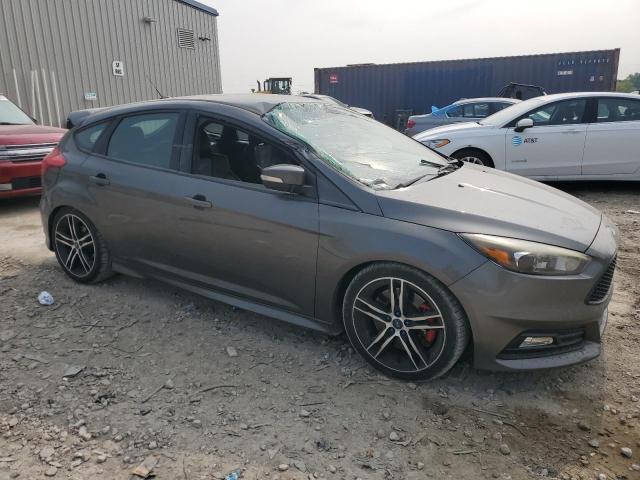Hatchbacks FORD FOCUS 2015 Gray