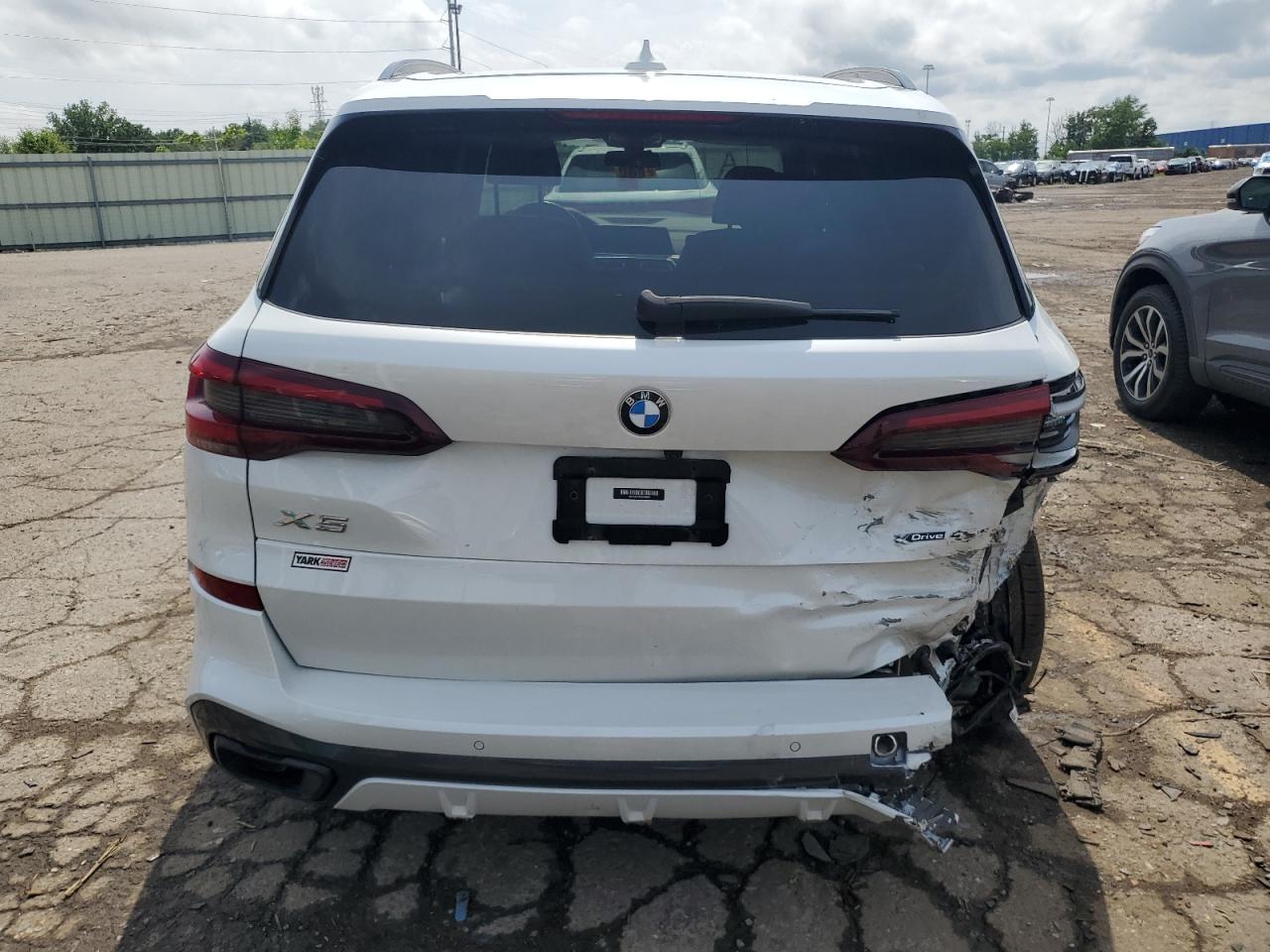 2021 BMW X5 xDrive45E VIN: 5UXTA6C04M9H98563 Lot: 61650965
