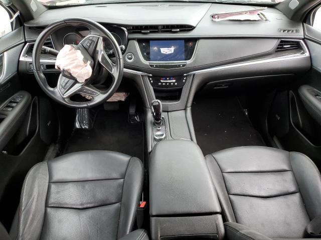  CADILLAC XT5 2023 Czerwony