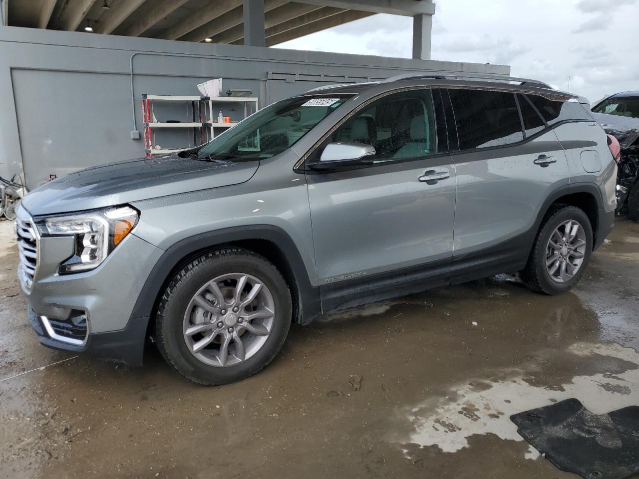 2023 Gmc Terrain Slt for Sale in West Palm Beach, FL - Minor Dent/Scratches