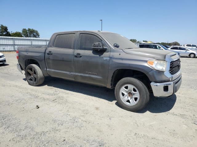 Pickups TOYOTA TUNDRA 2017 Gray