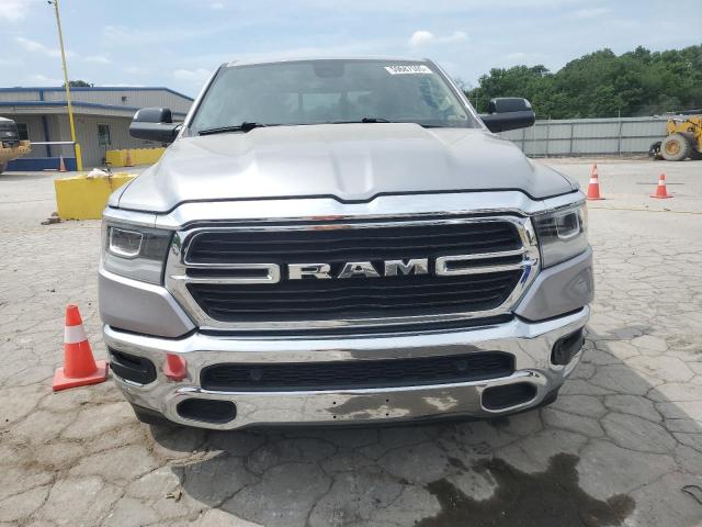  RAM 1500 2019 Srebrny