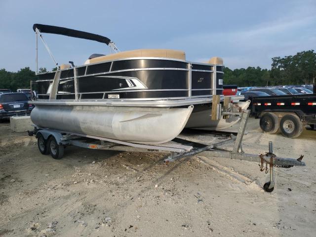 2019 Starcraft Co Boat  