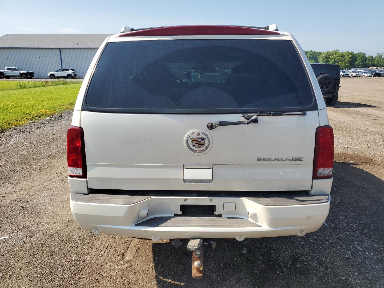 2004 Cadillac Escalade Luxury VIN: 1GYEK63NX4R235186 Lot: 62421335