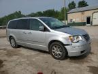 2010 Chrysler Town & Country Limited zu verkaufen in Pekin, IL - Hail