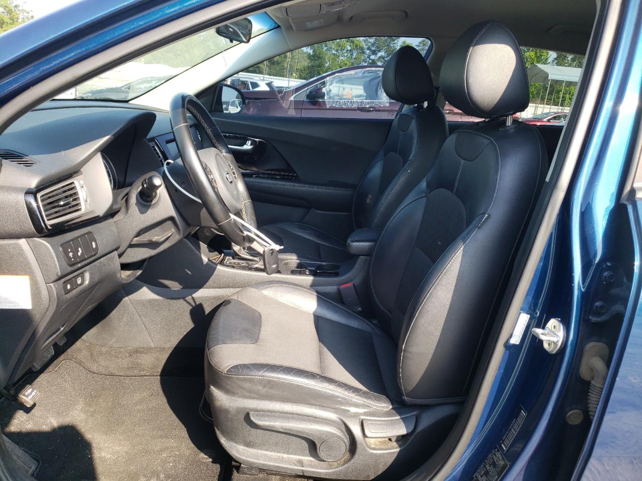 KIA NIRO 2017 VIN KNDCC3LC7H5063686 photo 7